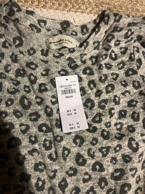 NWT Abercrombie & Fitch body suit. Very soft